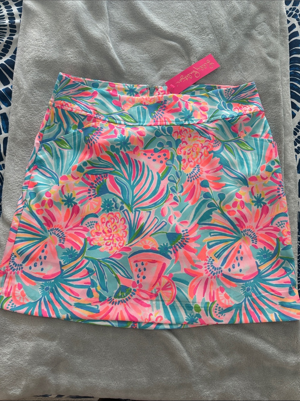 NWT Lilly Pulitzer Pink Jonas skort in tropical punch pattern